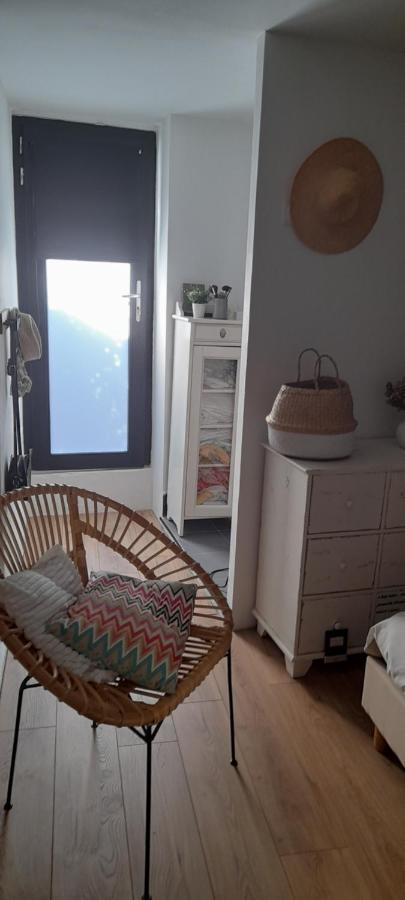 Coquette Maison De Village Nefiach Екстер'єр фото
